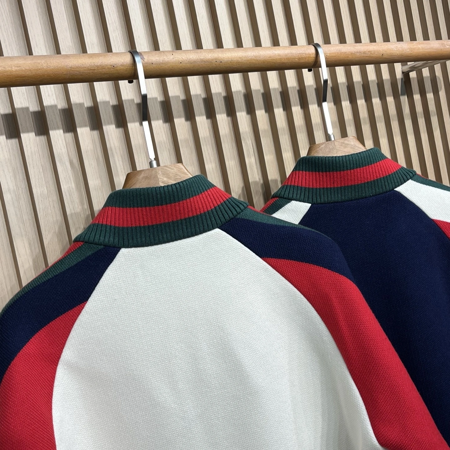 wg.luxury-- 6u33i embroidery 2colour item: E-F443J1631-2H